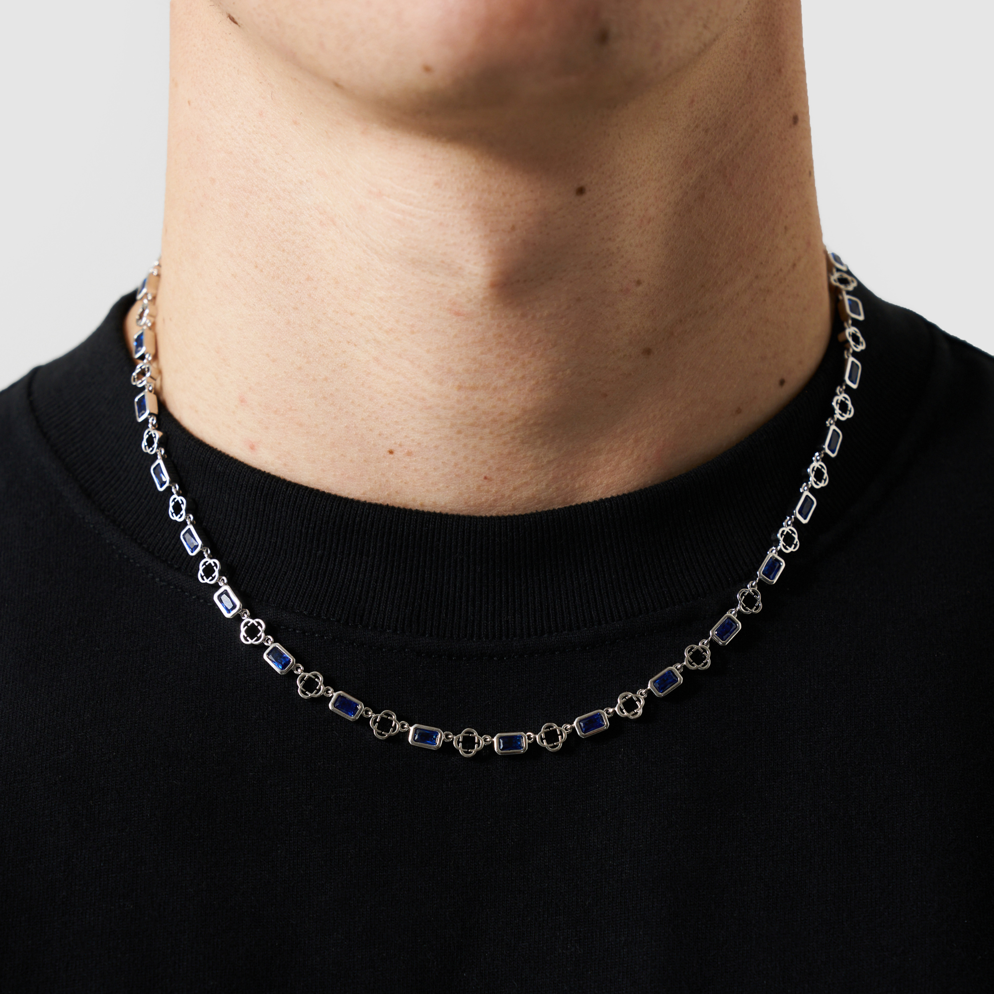 Blue-Gemstone-Clover-Necklace-Silver-2.png