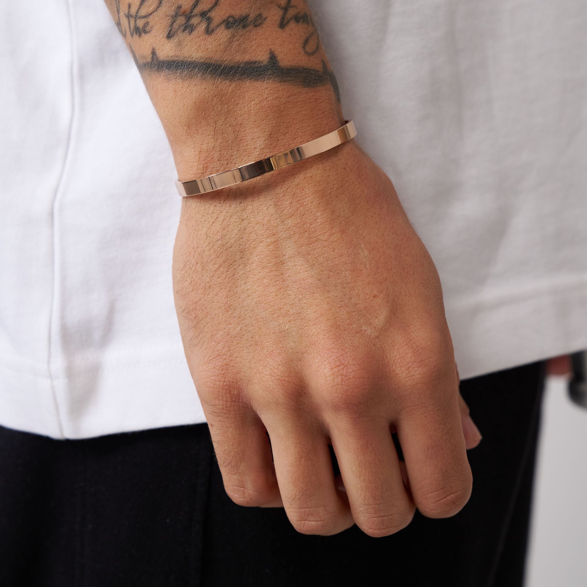 Classic-Cuff-5mm-Rose-Gold-2.jpg