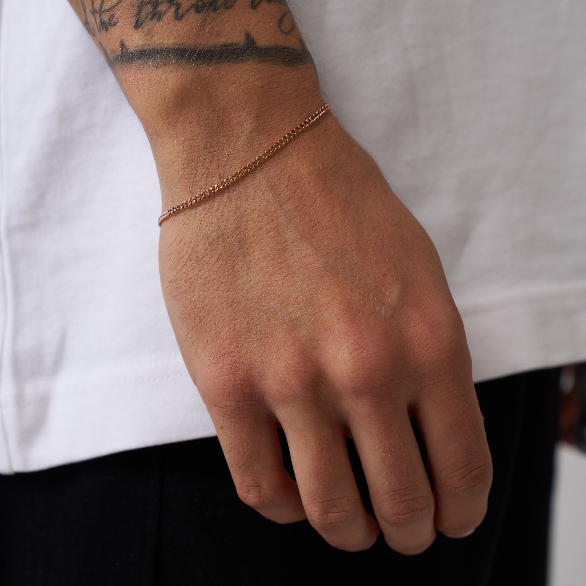 Connell-Bracelet-Rose-Gold-2mm-2.jpg