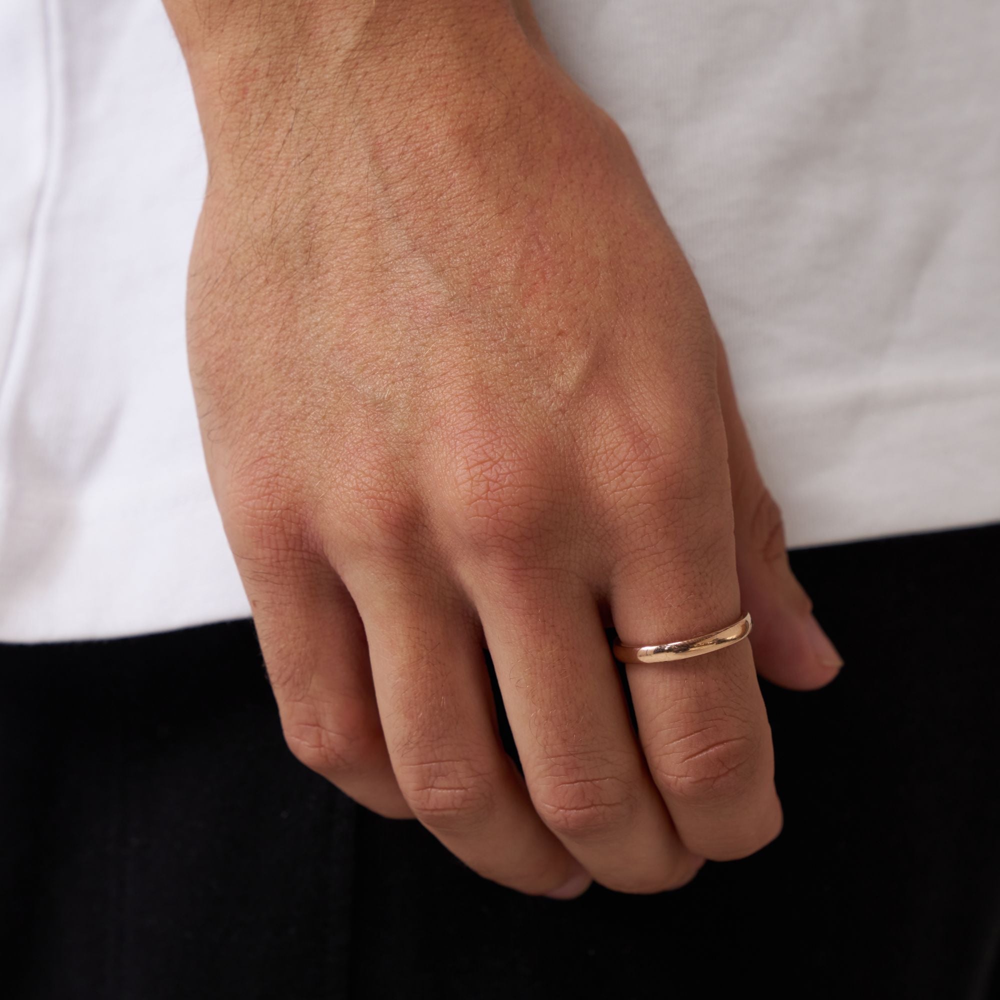 Round-Band-Ring-Rose-Gold-3mm-2.jpg